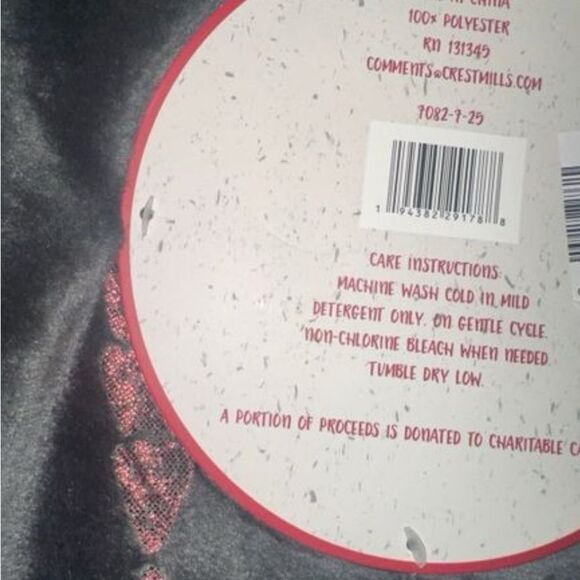 Christmas Grey with Red Christmas Tree blanket throw fuzzy oversized  plush foil - Picture 7 of 7